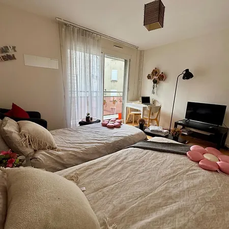 Center Cosy 2pax Private Flat Apartment